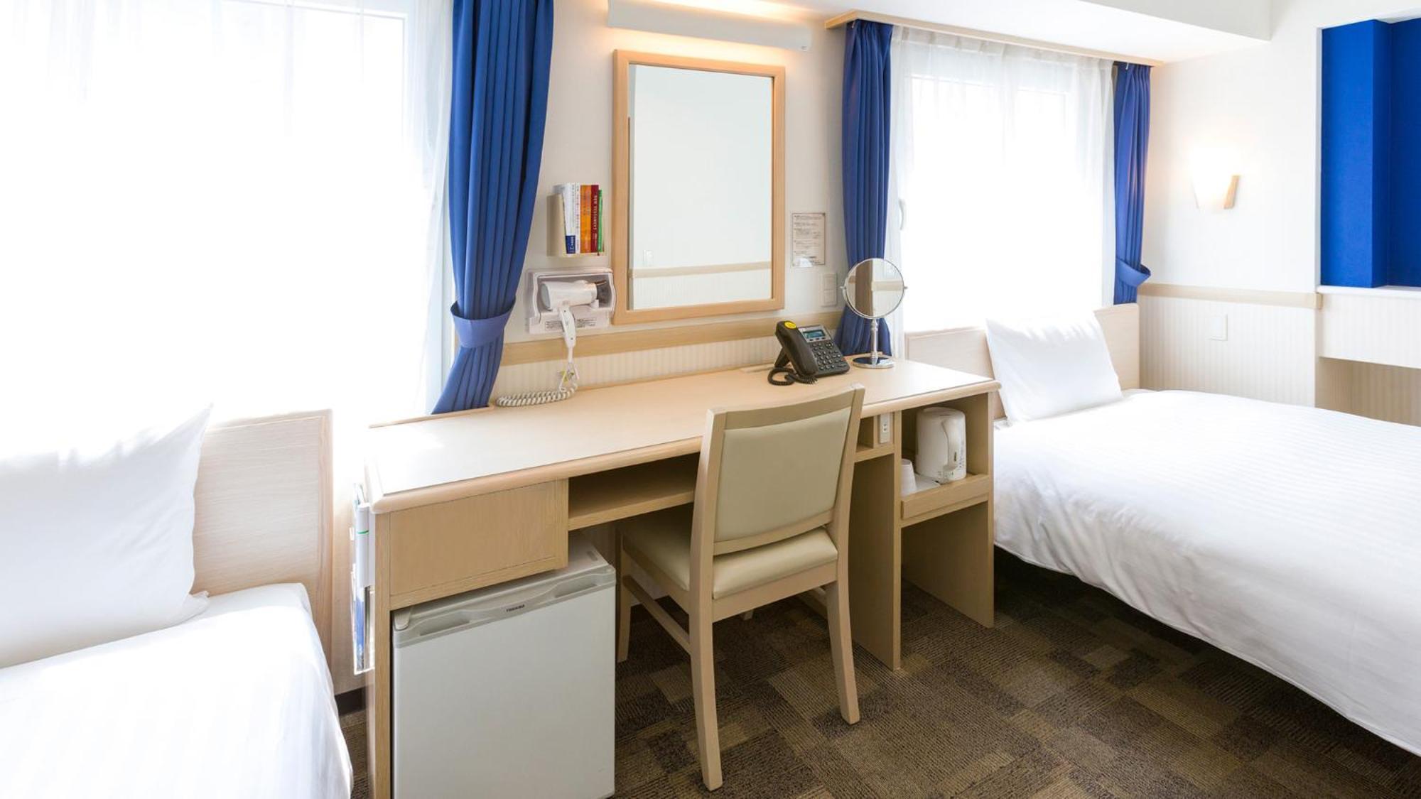 Toyoko Inn Saitama Misato Ekimae Quarto foto