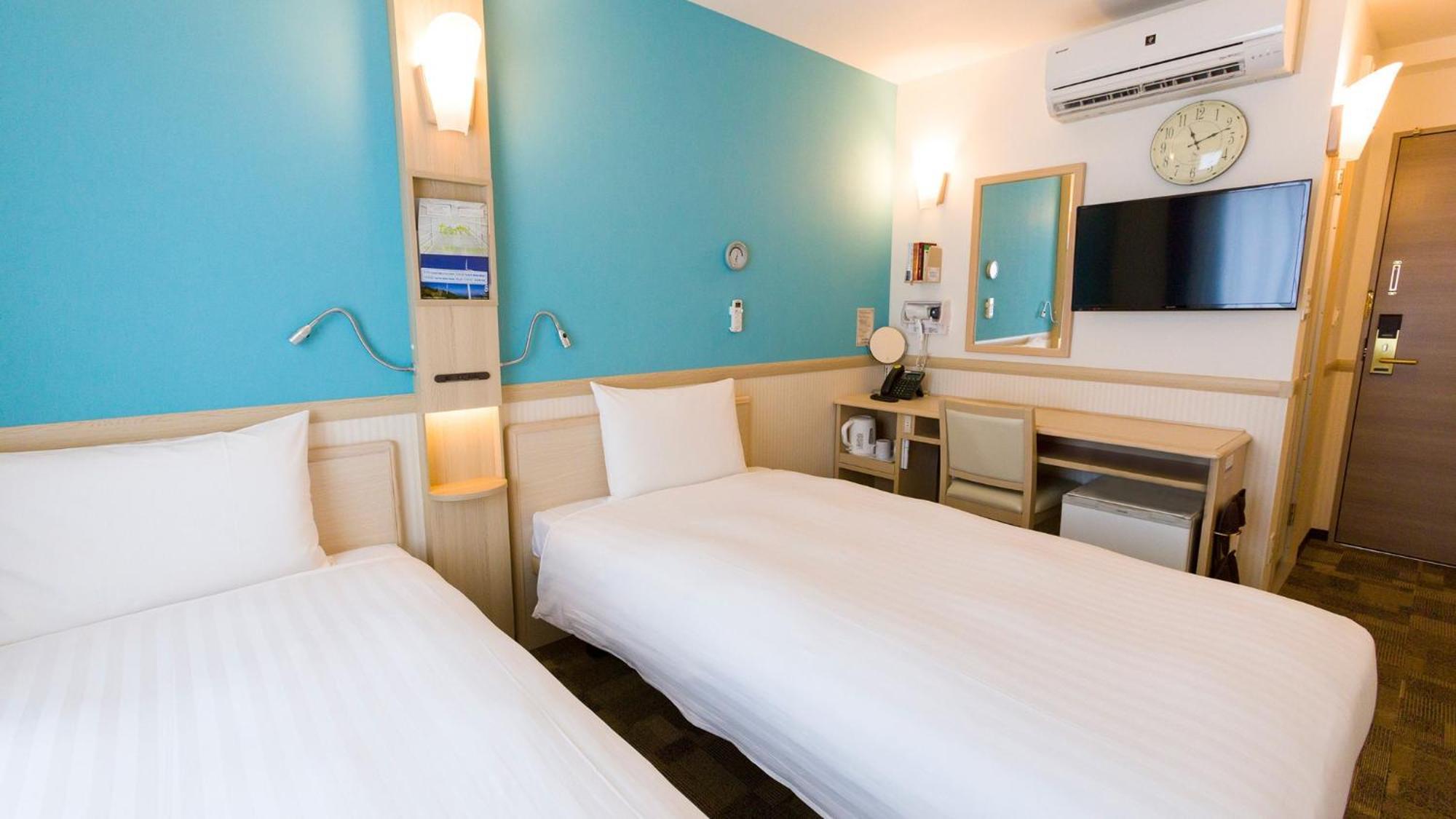 Toyoko Inn Saitama Misato Ekimae Quarto foto
