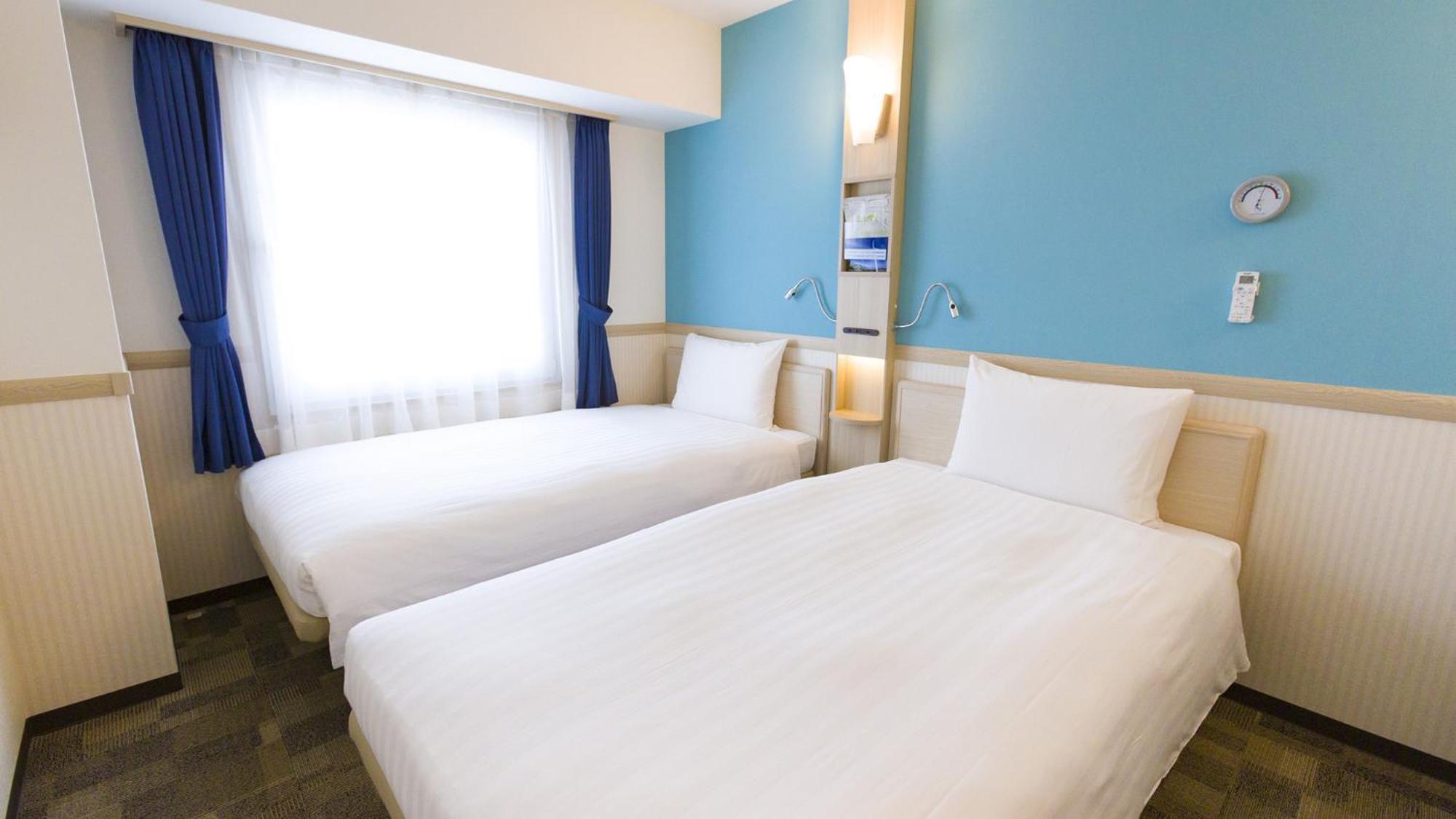 Toyoko Inn Saitama Misato Ekimae Quarto foto