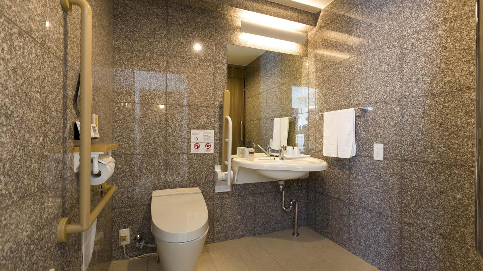 Toyoko Inn Saitama Misato Ekimae Quarto foto
